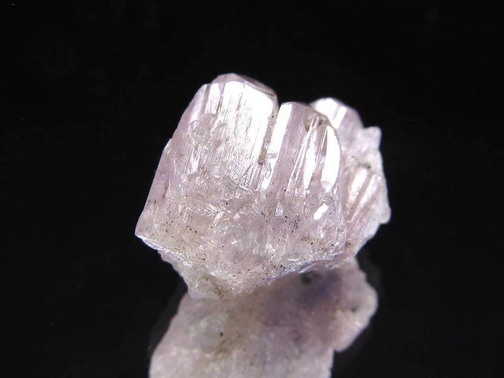 ピンクゾイサイト 結晶 原石 灰簾石