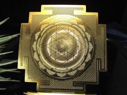 ルドラクシャ神聖幾何学フラーレン