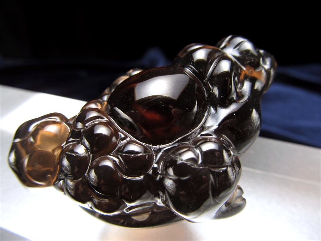 ☆スモーキークォーツ使用☆クールなダークブラウン☆財を集めるカエル