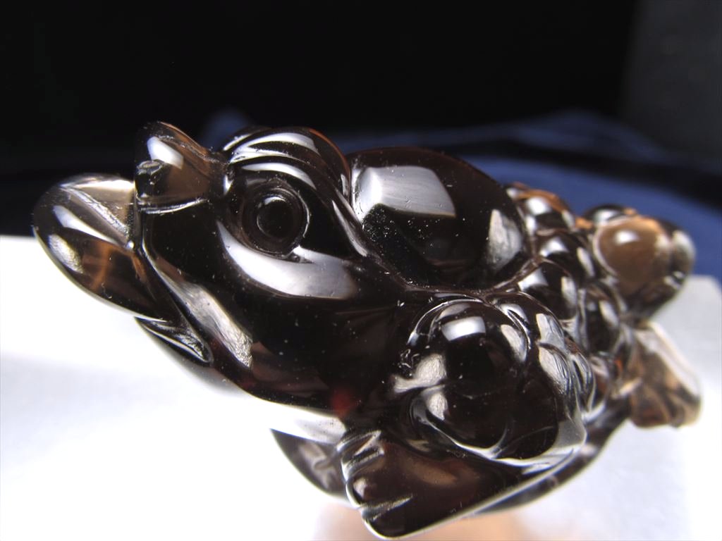 ☆スモーキークォーツ使用☆クールなダークブラウン☆財を集めるカエル