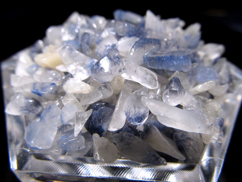 ◇数量限定入荷！◇希少！透明感抜群！◇美しい瑠璃色ストーン◇200