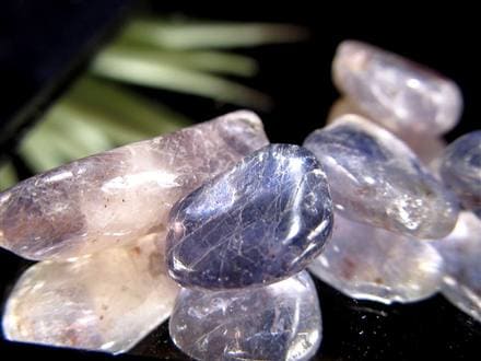 さざれ アイオライト 菫青石 天然石 パワーストーン