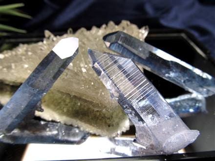 オーラクォーツ 水晶クラスター アーカンソー産水晶 アーカンソー 蒸着水晶