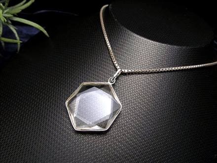 ヒマラヤ水晶 ダビデの星 ヘキサゴン 六芒星 ペンダント