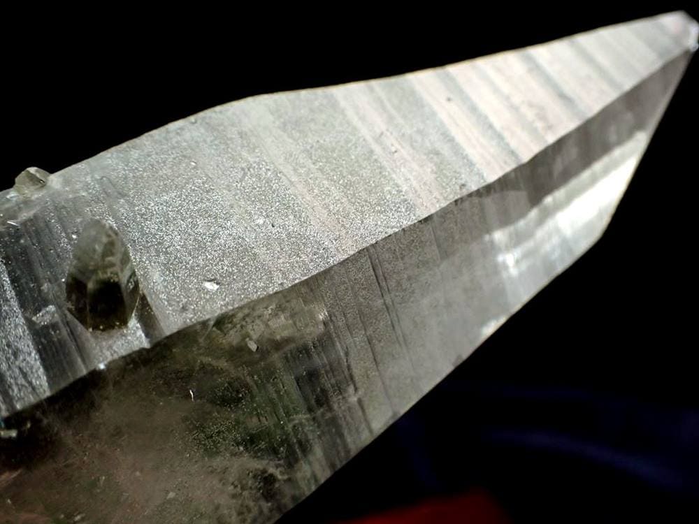 ガネーシュヒマール水晶 ヒマラヤ山脈 水晶クラスター クローライト水晶 ガネーシュヒマール産クラスター