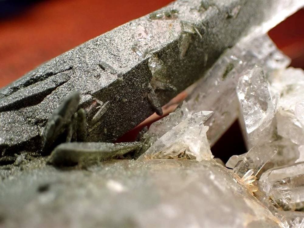 ガネーシュヒマール水晶 ヒマラヤ山脈 水晶クラスター クローライト水晶 ガネーシュヒマール産クラスター