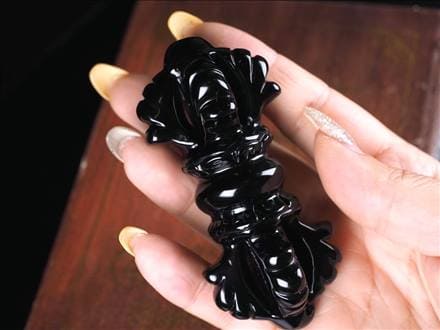 ブラック オブシディアン ヴァジュラ 金剛杵 彫刻置物