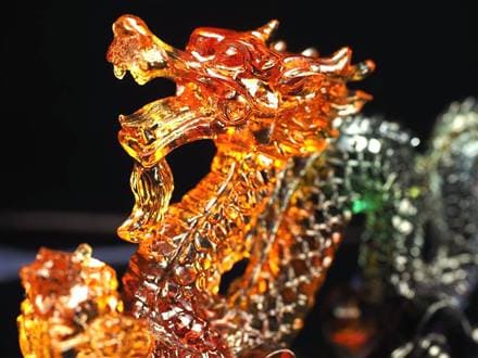 ドラゴン 龍 置物 クリスタルガラス 五本爪 玉璽