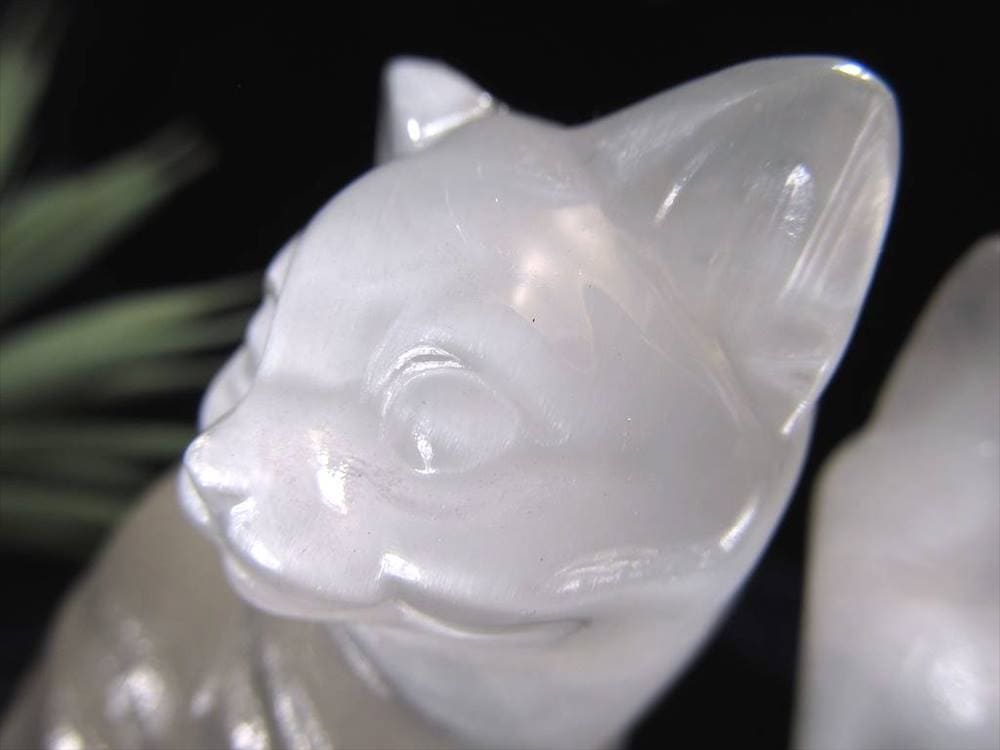 セレナイト,彫刻置物,透石膏,聖母マリアのガラス,キャッツアイ効果
