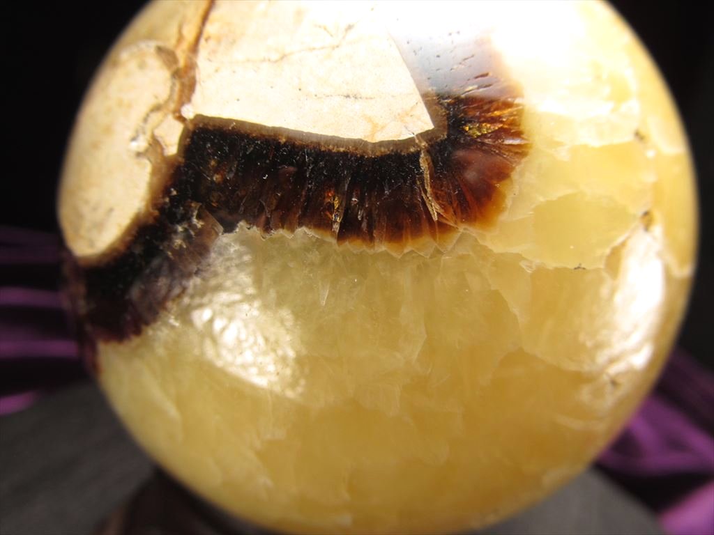 ☆激レア！マダガスカル産☆別名【ドラゴンストーン】☆1点物☆新しい