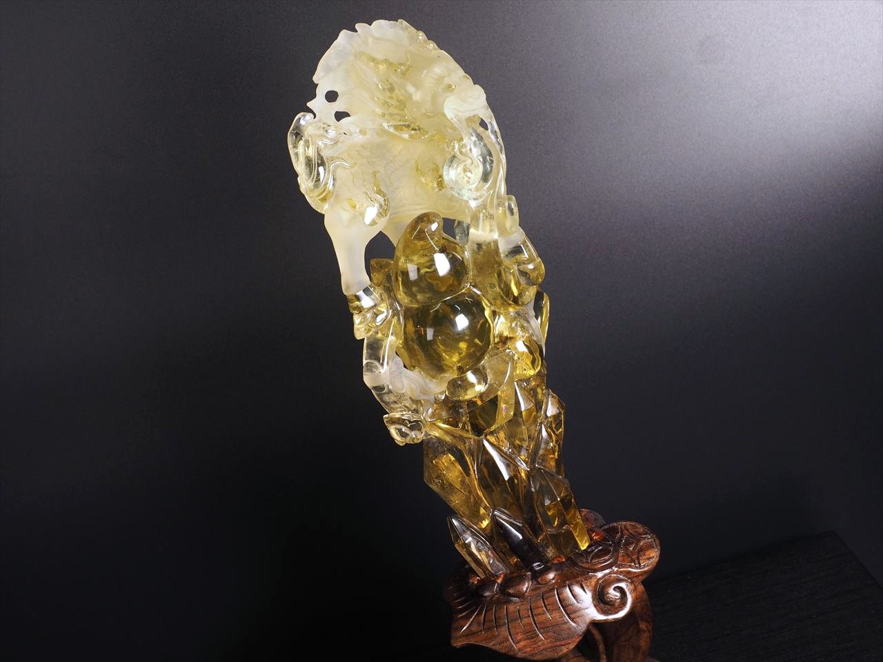 ◇至高の逸品!!◇極上超透明シトリン【黄水晶】◇吉祥仁慈の瑞獣