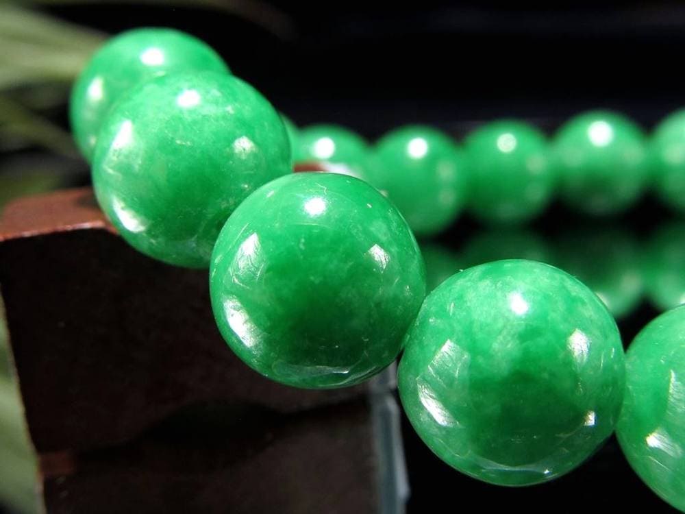 ミャンマージェイド 翡翠 ブレスレット ジェダイト 天然石