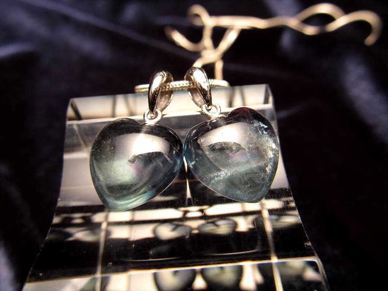 フローライトハートペンダントトップ