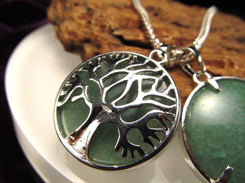 ツリーオブライフペンダントトップ