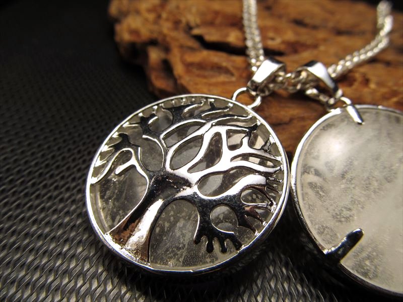 ツリーオブライフペンダントトップ