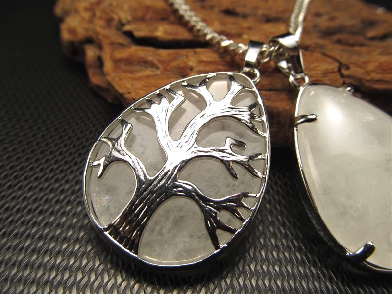 ツリーオブライフペンダントトップ