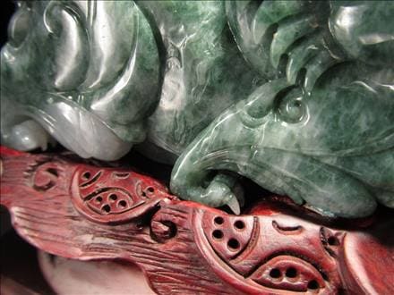 翡翠 ジェイド 貔貅 ヒキュウ 彫刻 置物