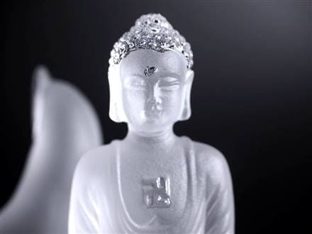 釈迦如来坐像 お釈迦様 クリスタルガラス 置物 仏教