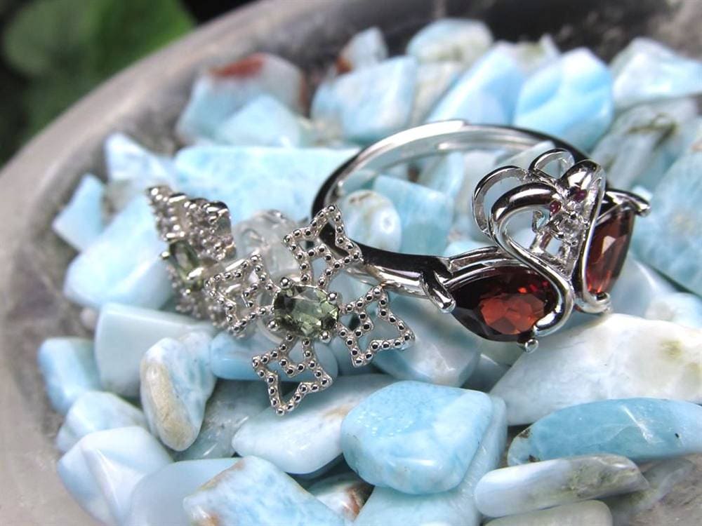 水晶 クリスタル 皿 置物 レインボー