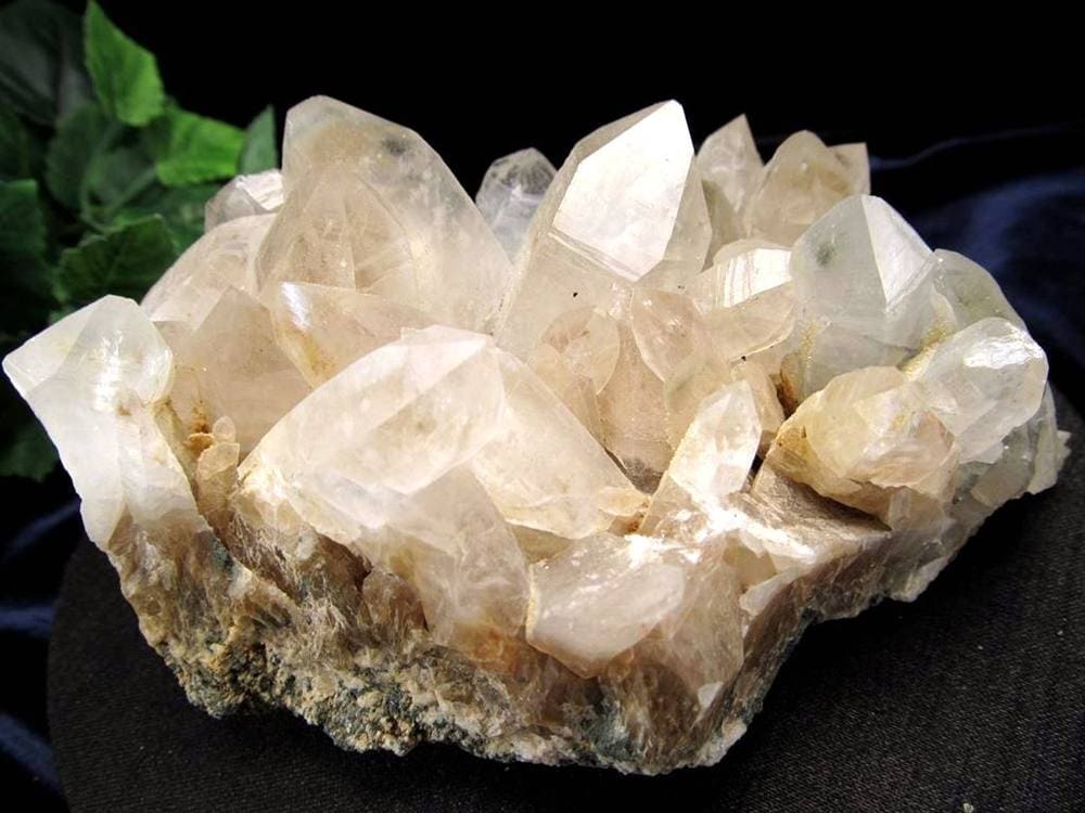 ガネーシュヒマール水晶 ヒマラヤ水晶 水晶クラスター 原石 ガネーシュヒマール ガネーシャ