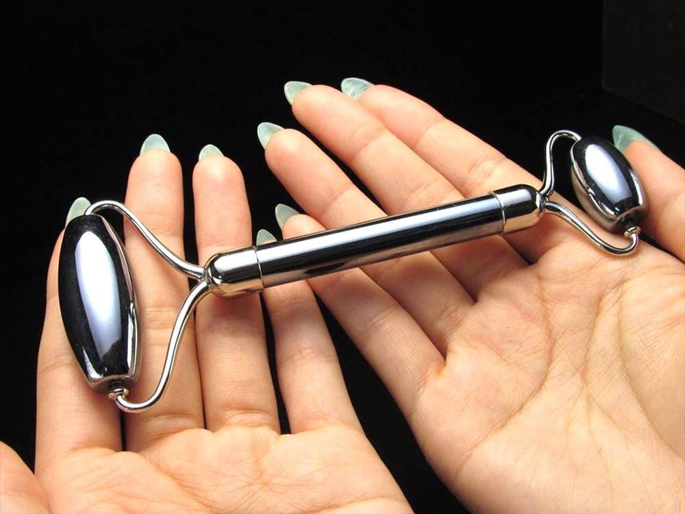 美顔ローラー フェイスローラー マッサージローラー ジェイドローラー