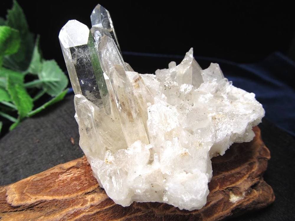 四川産 水晶 クラスター ポイント 針状水晶