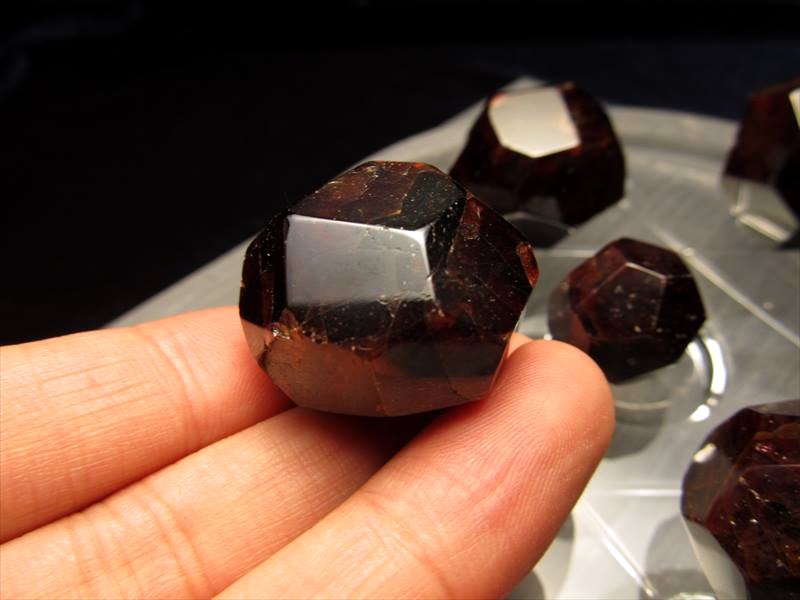 ☆大粒・レア☆フランス展示会商品☆神秘・ボール型結晶☆インド産