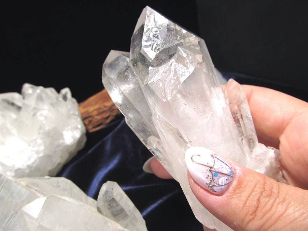水晶ポイント,原石,ポイント,浄化,ブラジル産