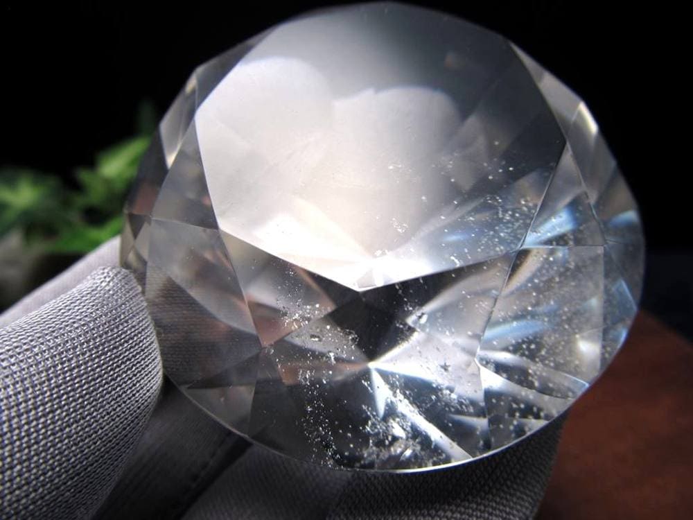 水晶 クォーツ レムリアンシード ブリリアントカット ダイヤモンドカット