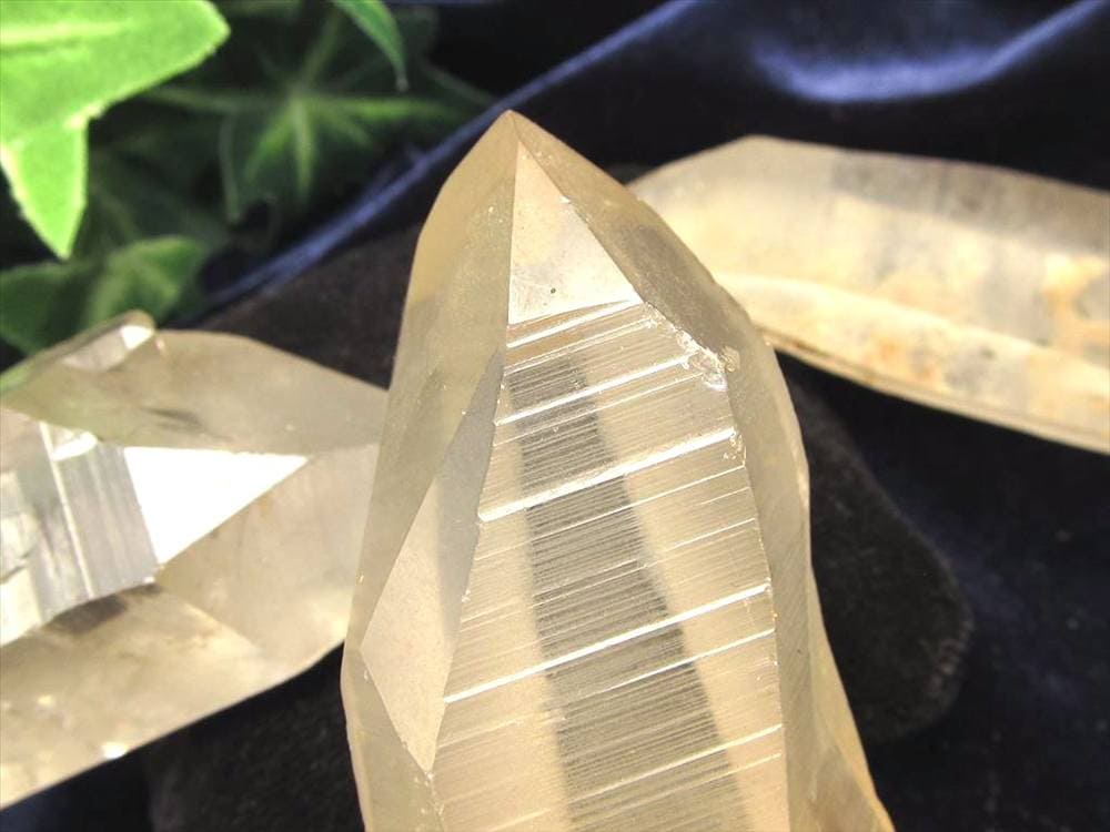 ゴールデン レムリアン レムリアンシード レムリアンシードクリスタル シンギングクリスタル