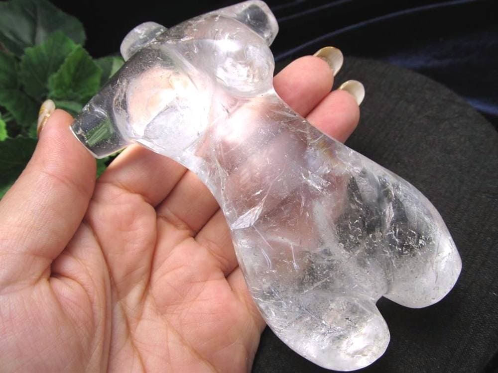 水晶 彫刻置物 クリスタル 女型 天然石