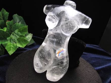 水晶 彫刻置物 クリスタル 女型 天然石