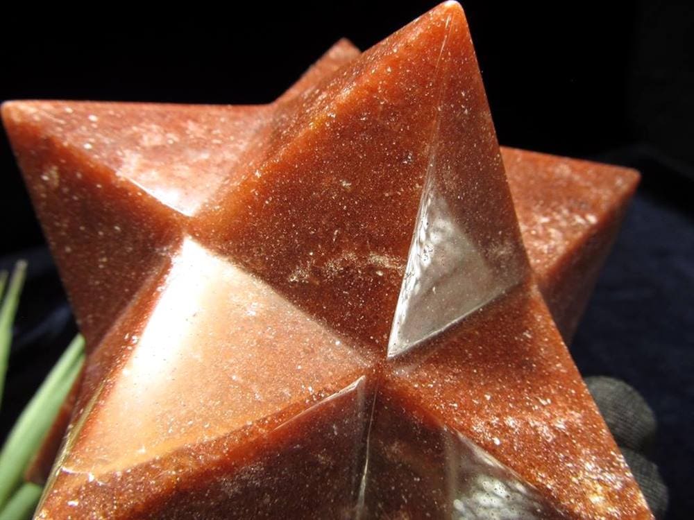 アステロイド レッドアベンチュリン 砂金石 小星型12面体 置物