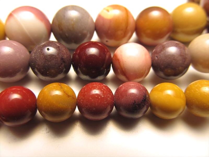 ☆一連☆別名【ムーアカイト】☆モッカイト【碧石】☆【オーストラリア産】