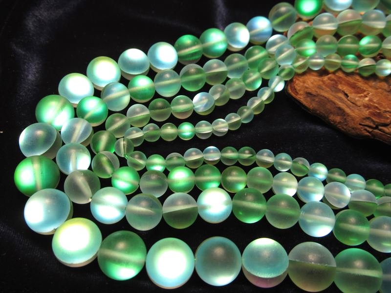 フロストタイプグリーンカラールナフラッシュ