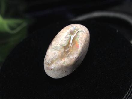 カンテラオパール 蛋白石 タンブル 遊色 ハミングバードの宝石