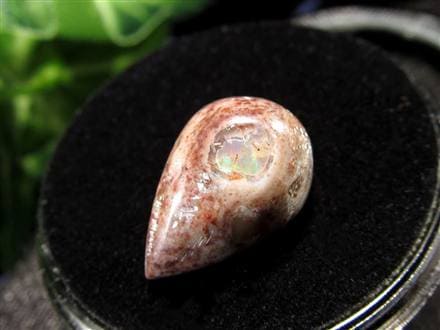 カンテラオパール 蛋白石 タンブル 遊色 ハミングバードの宝石