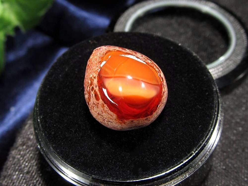 カンテラオパール 蛋白石 タンブル 遊色 ハミングバードの宝石