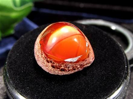 カンテラオパール 蛋白石 タンブル 遊色 ハミングバードの宝石