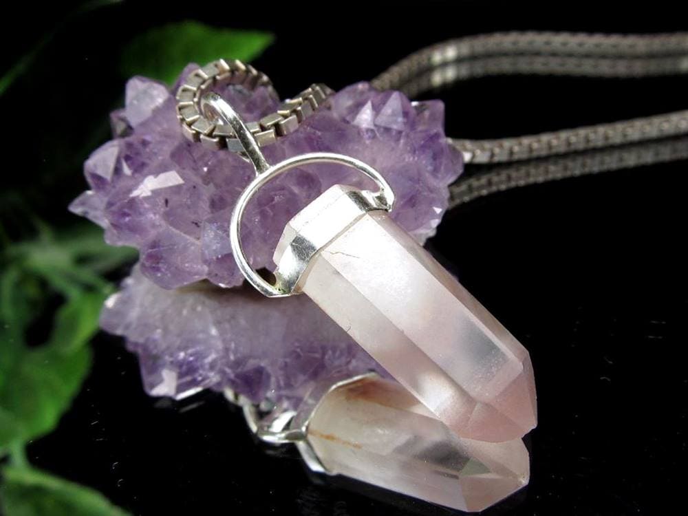 リチウムクォーツ 水晶 ペンダントトップ ポイント ネックレス
