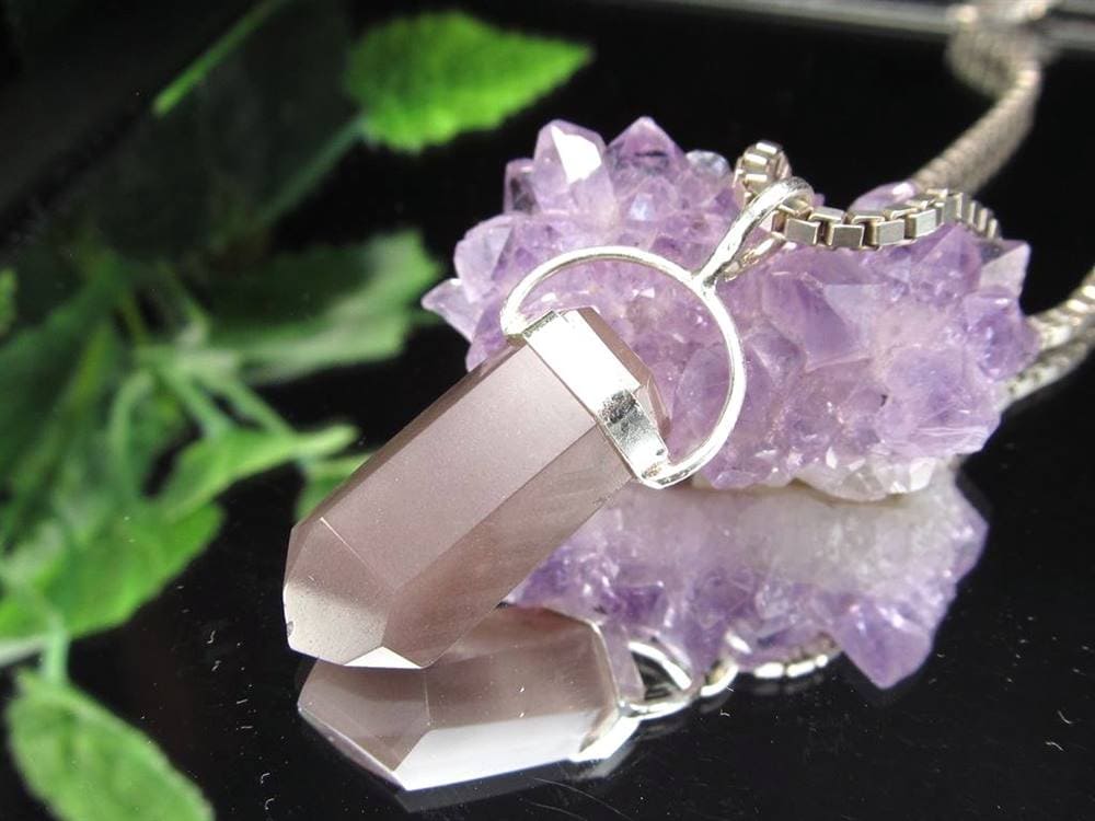 リチウムクォーツ 水晶 ペンダントトップ ポイント ネックレス
