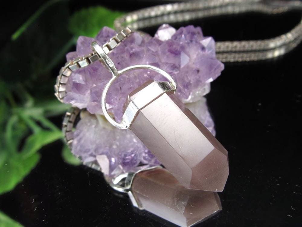 リチウムクォーツ 水晶 ペンダントトップ ポイント ネックレス