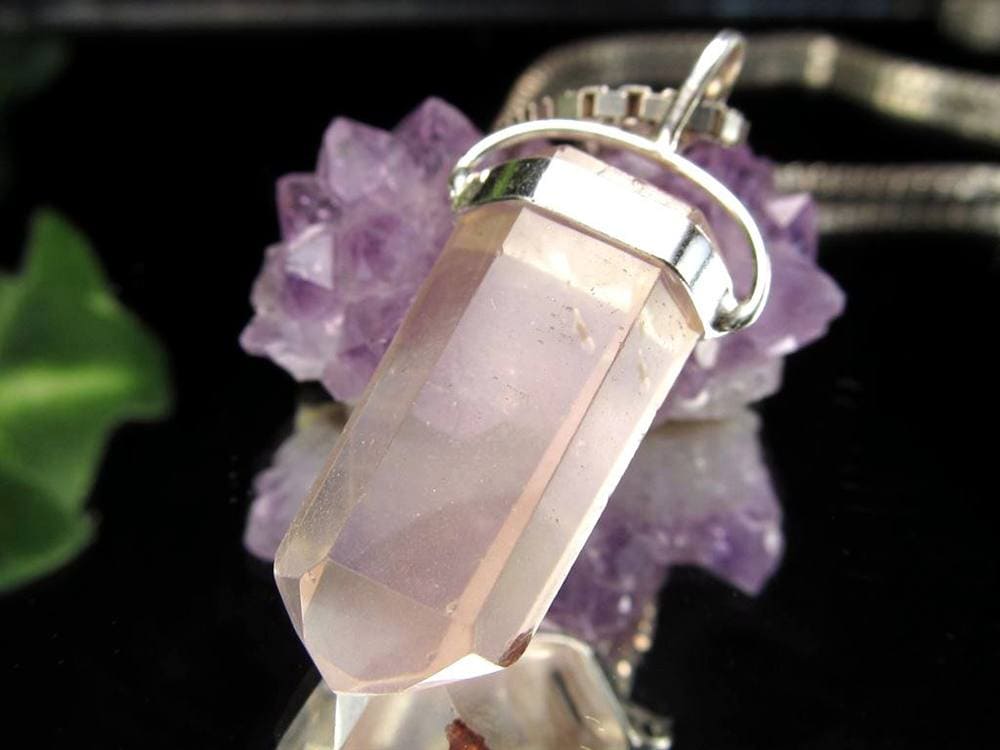 リチウムクォーツ 水晶 ペンダントトップ ポイント ネックレス