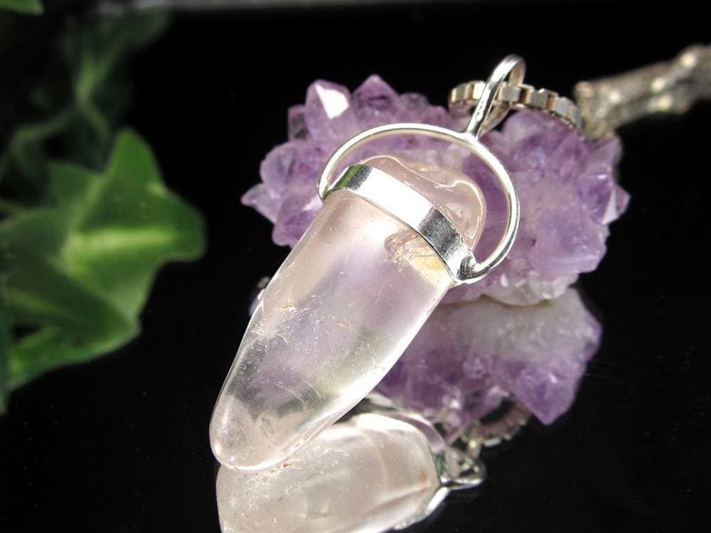 リチウムクォーツ 水晶 ペンダントトップ ポイント ネックレス