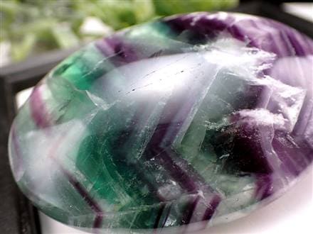 フローライト 蛍石 タンブル ポリッシュ 握り石