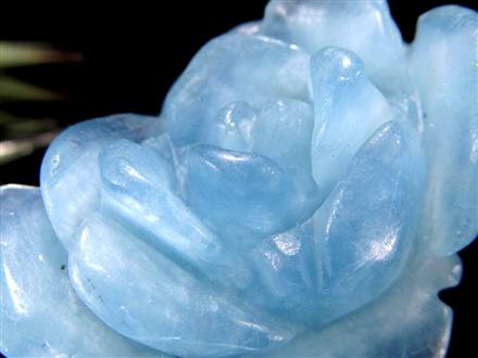 アクアマリン 薔薇 彫刻 置物 天然石