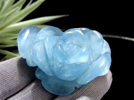 アクアマリン 薔薇 彫刻 置物 天然石