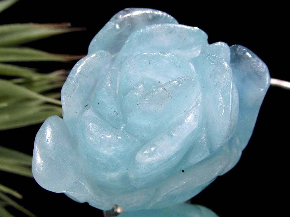 アクアマリン 薔薇 彫刻 置物 天然石