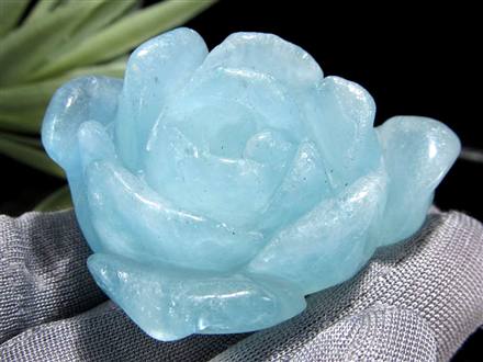 アクアマリン 薔薇 彫刻 置物 天然石