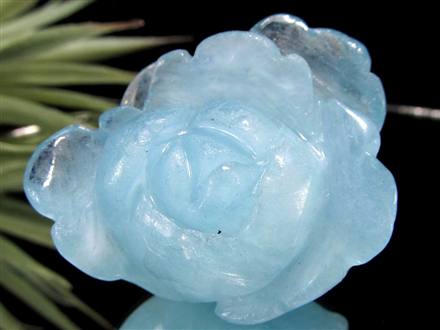 アクアマリン 薔薇 彫刻 置物 天然石